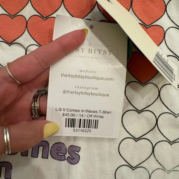 NWT Hundred Pieces “It Comes in Pieces” Long Sleeve White T-Shirt - Picture 7 of 10